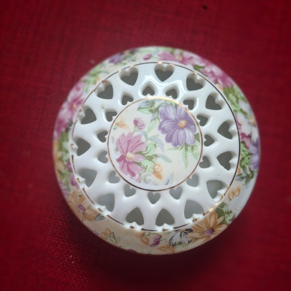 Flowered Porcelain Trinket Box